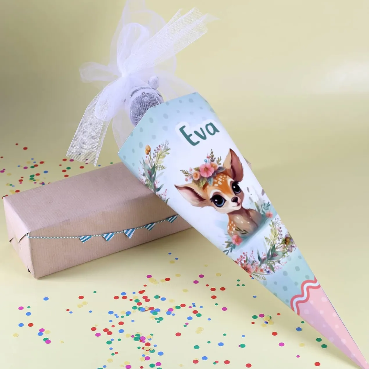 Geschwister-Schultüte mit Rehkitz, Name und Blumen bedruckt, 28 cm