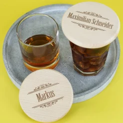Glasabdeckung aus Holz mit individueller Namensgravur