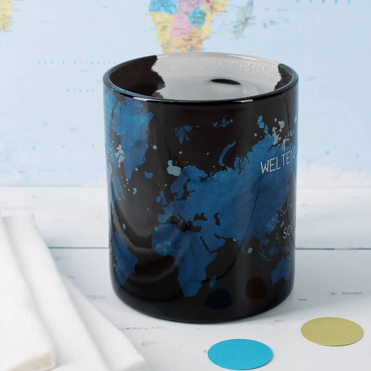 Glastasse mit Magic Effekt und Gravur - Weltenbummler