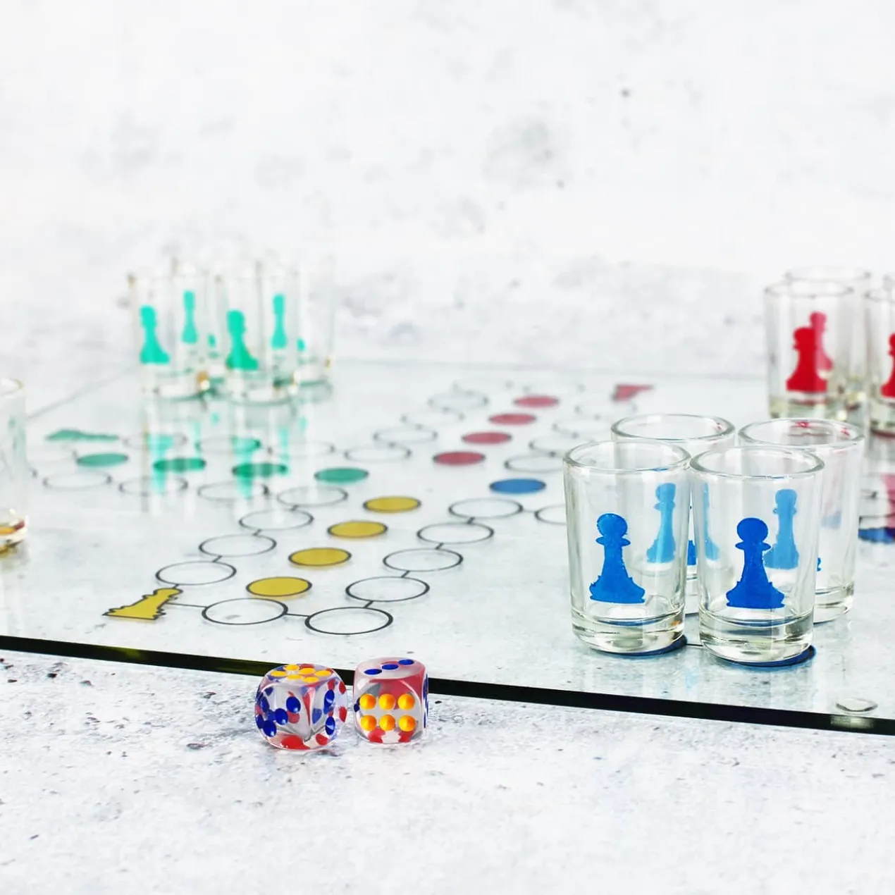 Glas-Trinkspiel Ludo