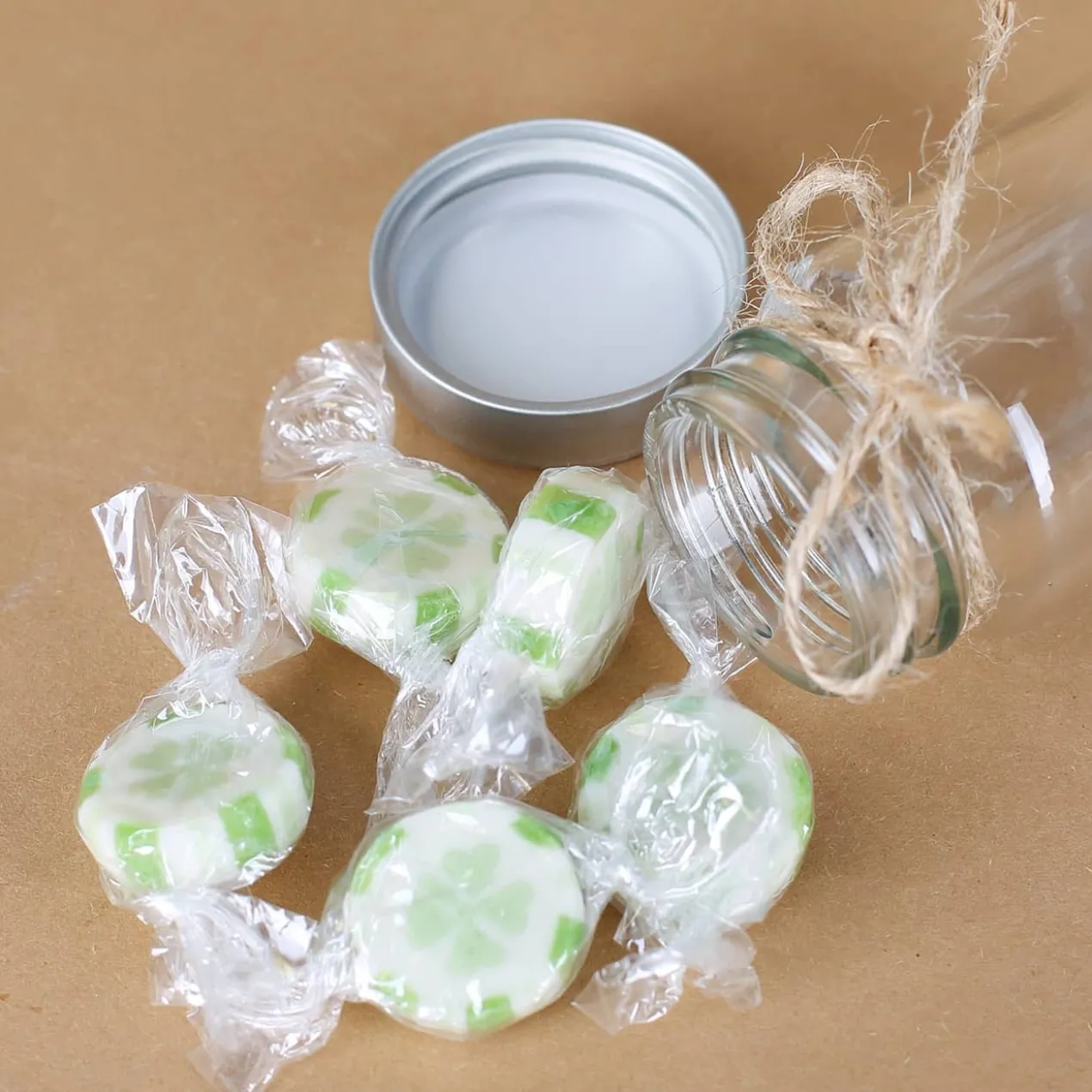 Glück im Glas Glücksbringer Glas mit Bonbons gefüllt