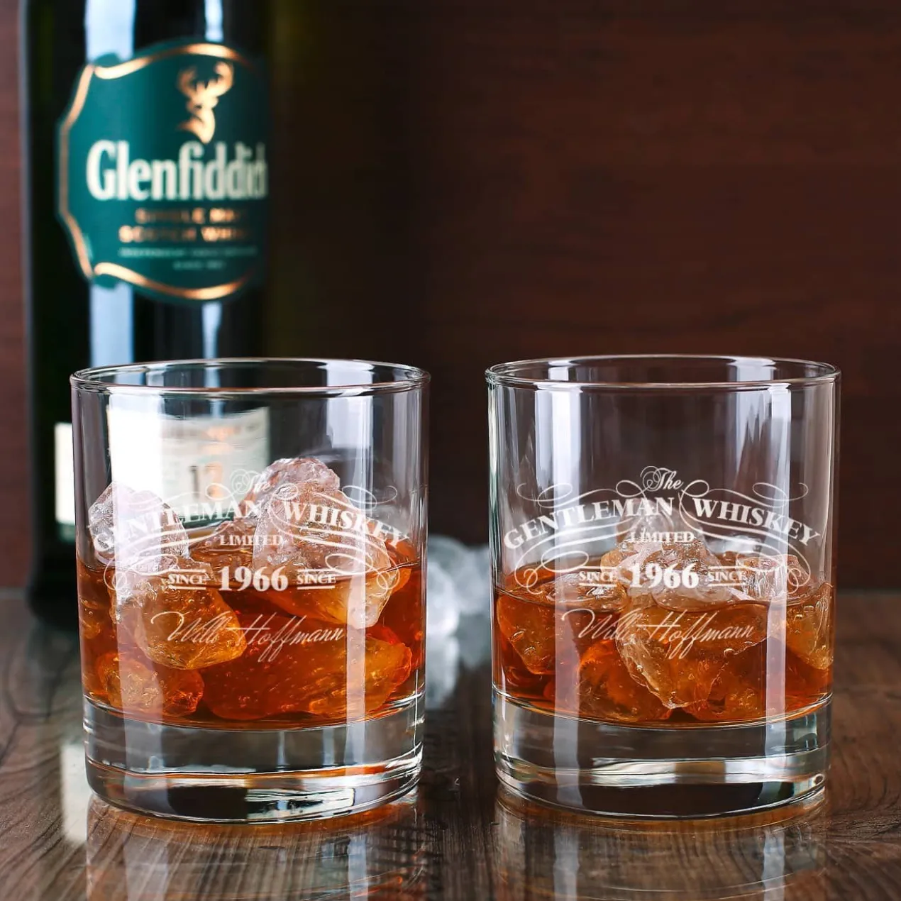 Glenfiddich Single Malt Whisky Geschenkset mit Whiskyglas und Holzkiste