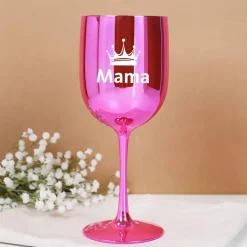 Glänzender Weinkelch in pink oder gold mit Krone und Wunschname