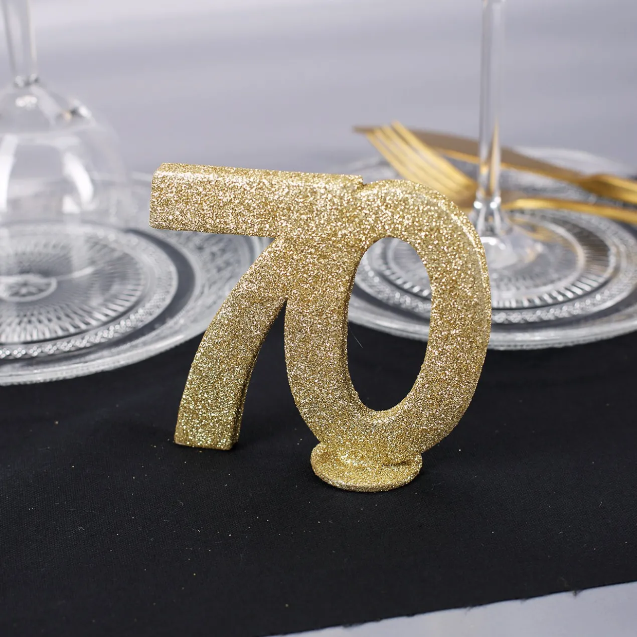 Goldene Dekozahl 70 - zum Geburtstag