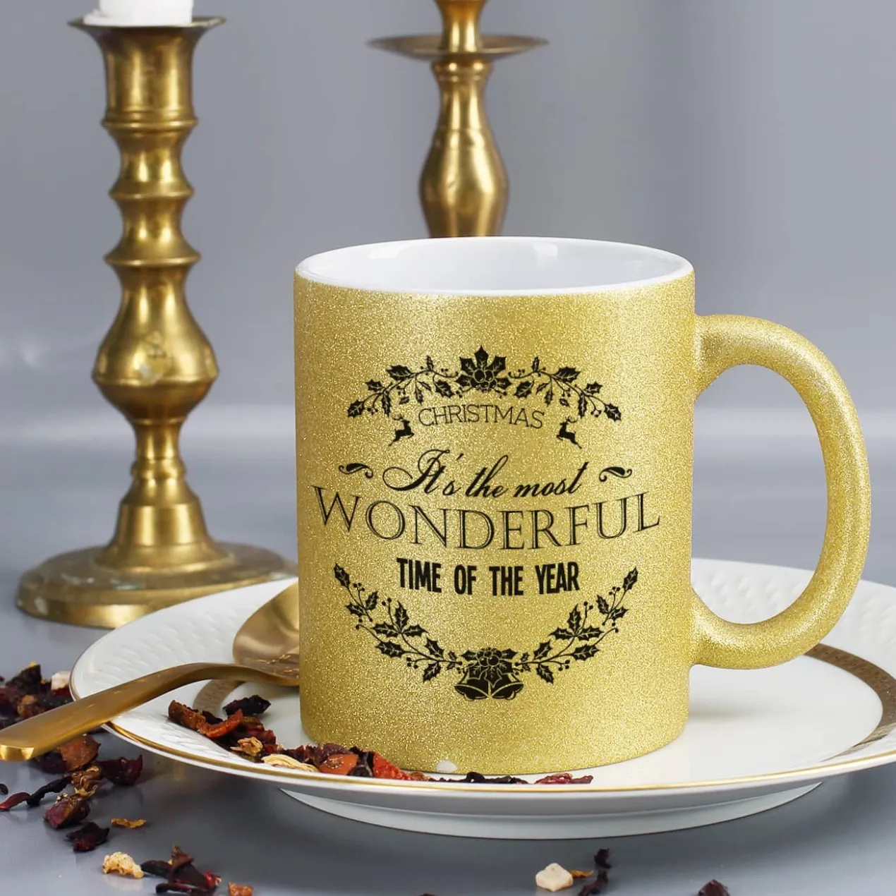 Goldene Glitzertasse - most wonderful time of the year - Weihnachtstasse mit Name