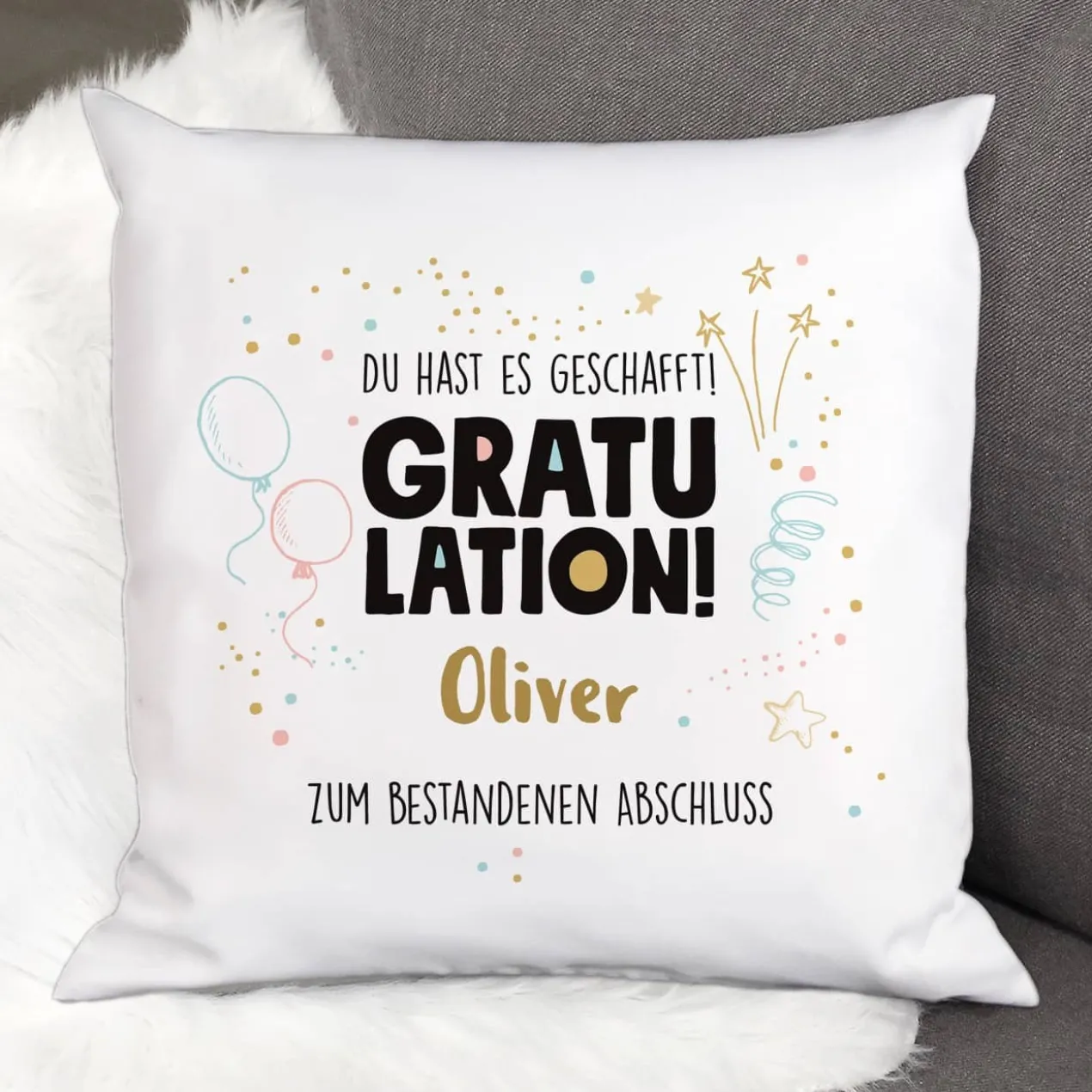 Gratulation, du hast es geschafft! Kissen mit Name und Wunschtext