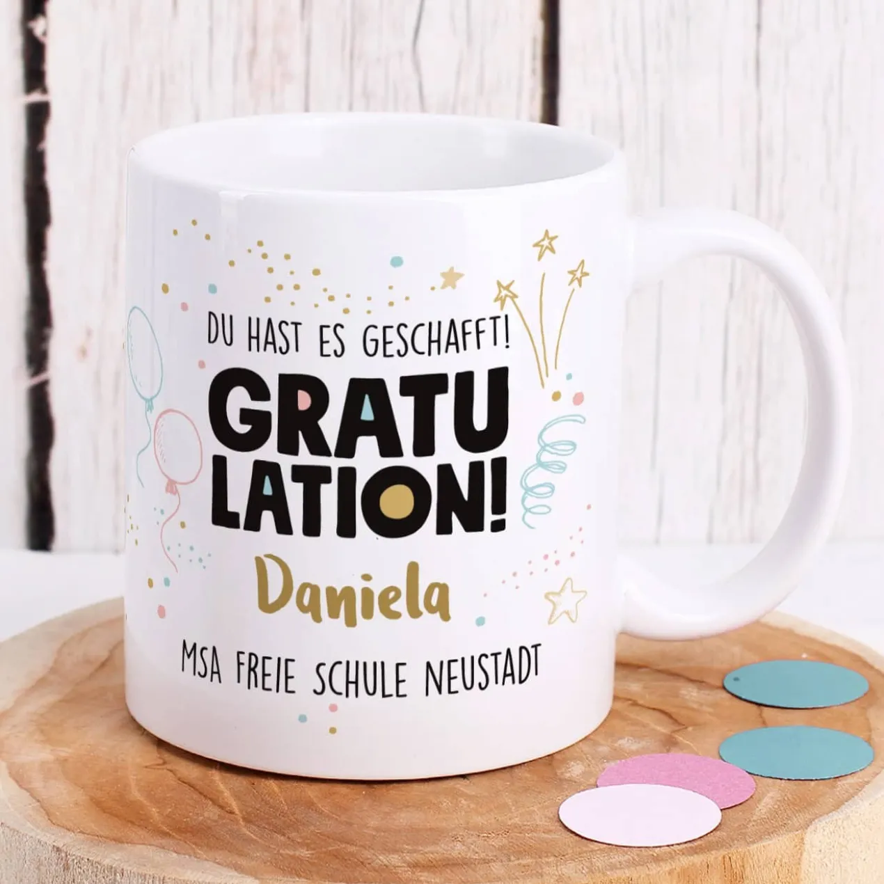 Gratulation, du hast es geschafft! Tasse mit Name und Wunschtext