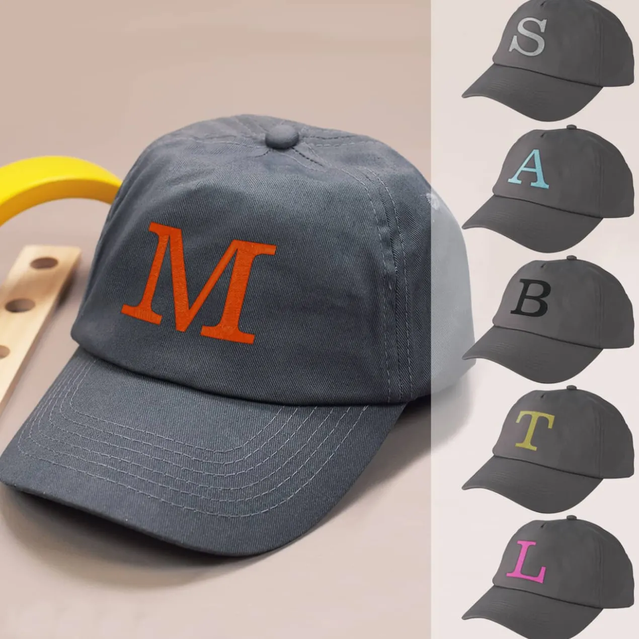 Graues Kinder-Basecap mit Initiale bestickt - 6 Farben zur Auswahl