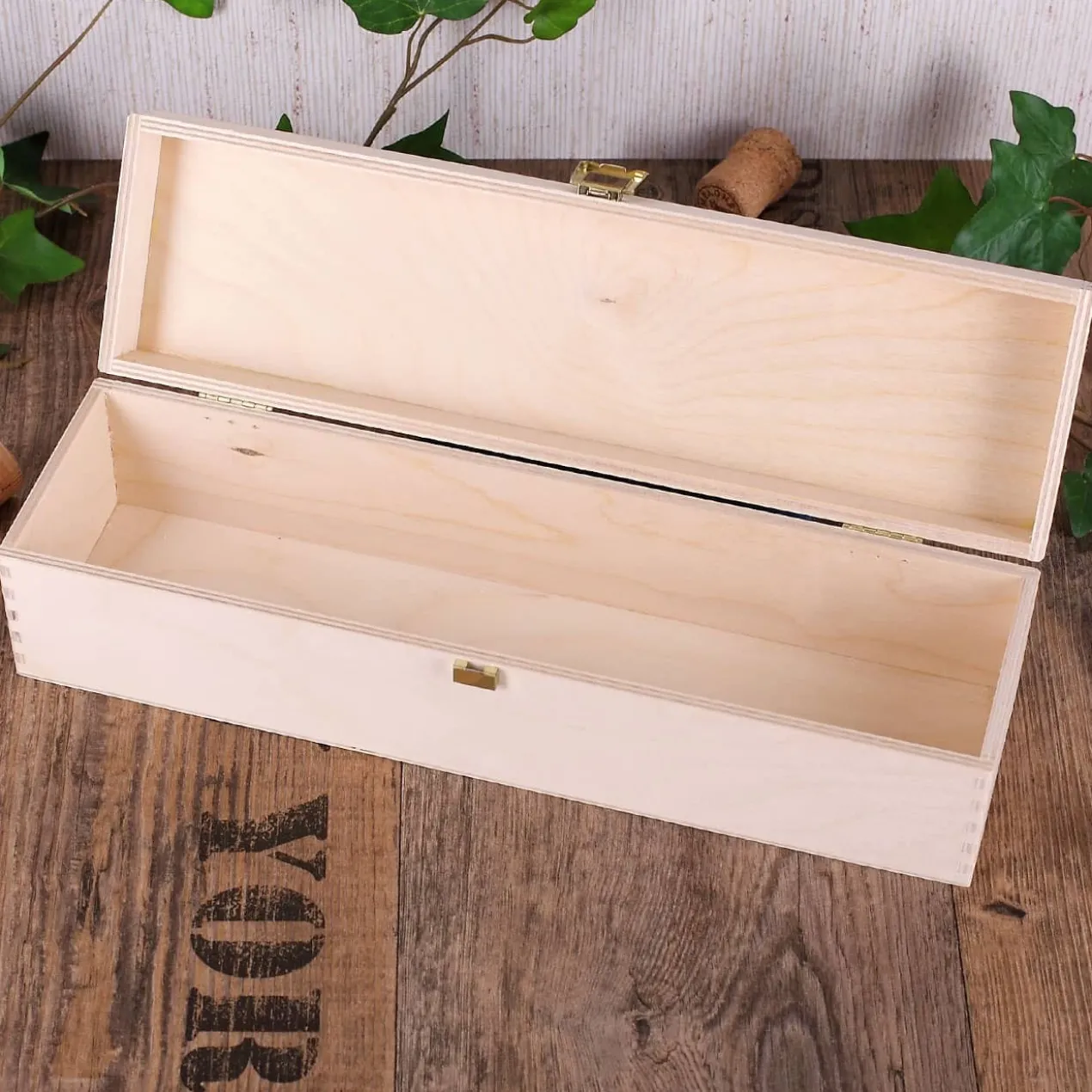gravierte Geschenkbox zum Geburtstag - Rotwein ist... -