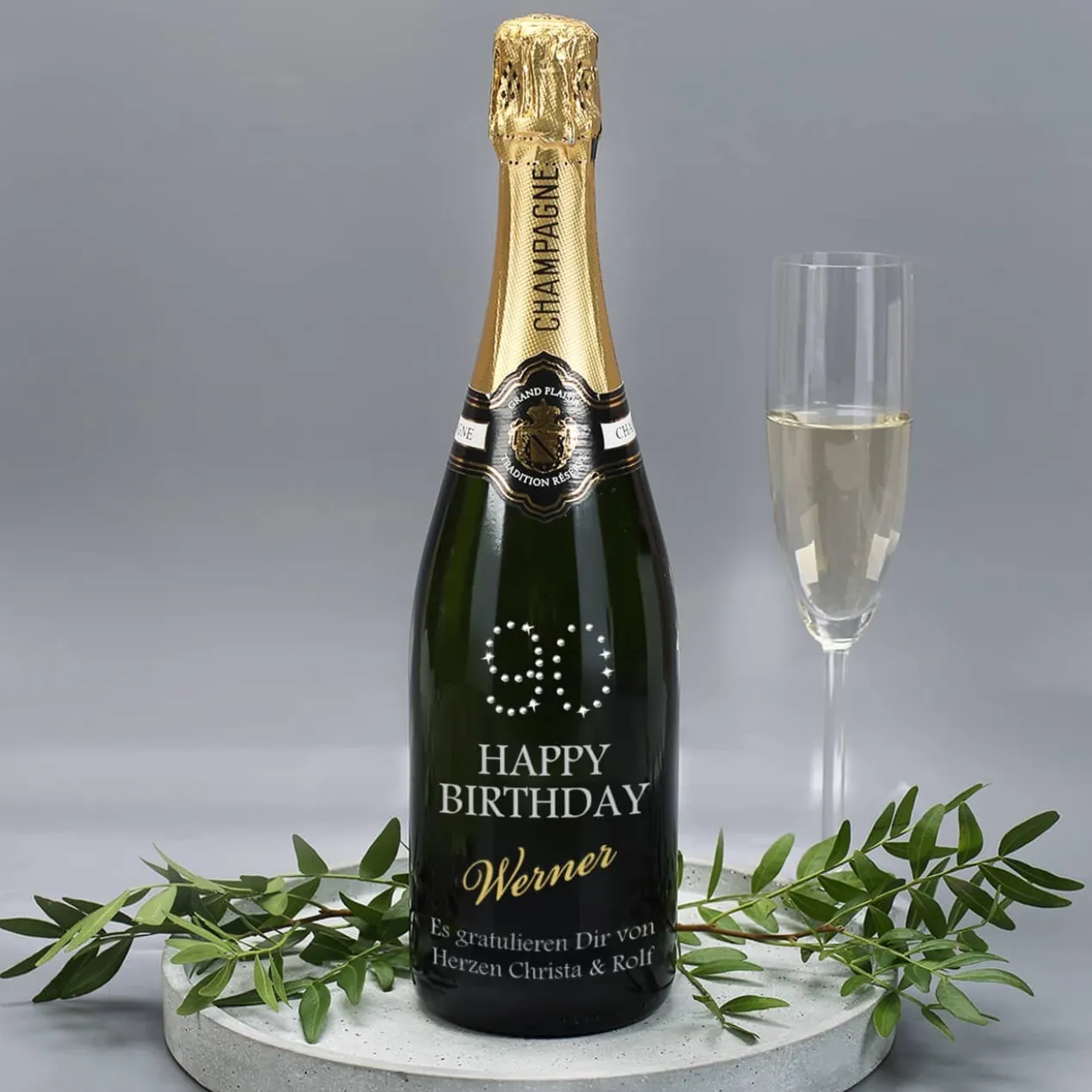 Gravierter Champagner zum 90. MADE WITH SWAROVSKI® ELEMENTS