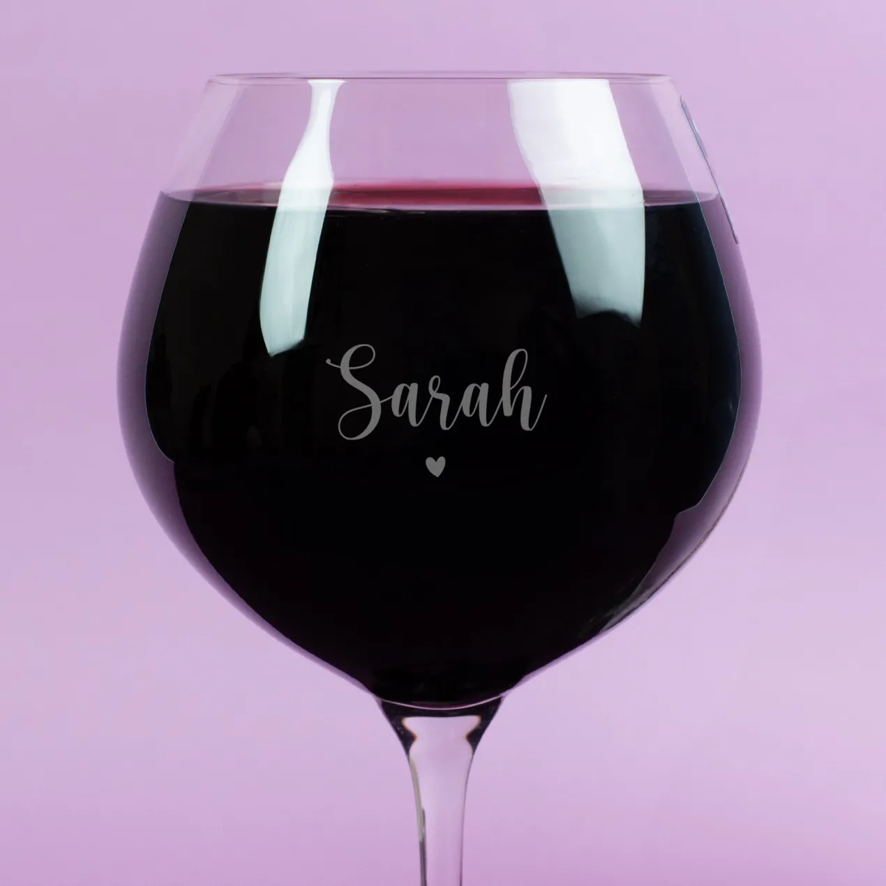 Graviertes Burgunderglas von Leonardo mit Name & Herzmotiv | Personalisiertes Weinglas Geschenk