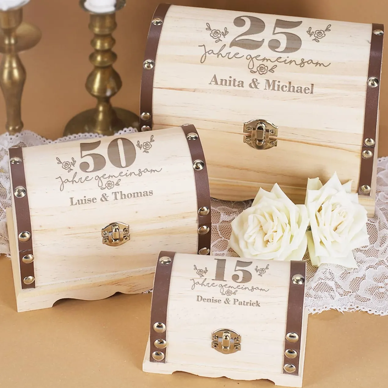 Gravierte Schatztruhe als Geldgeschenk zum Hochzeitstag