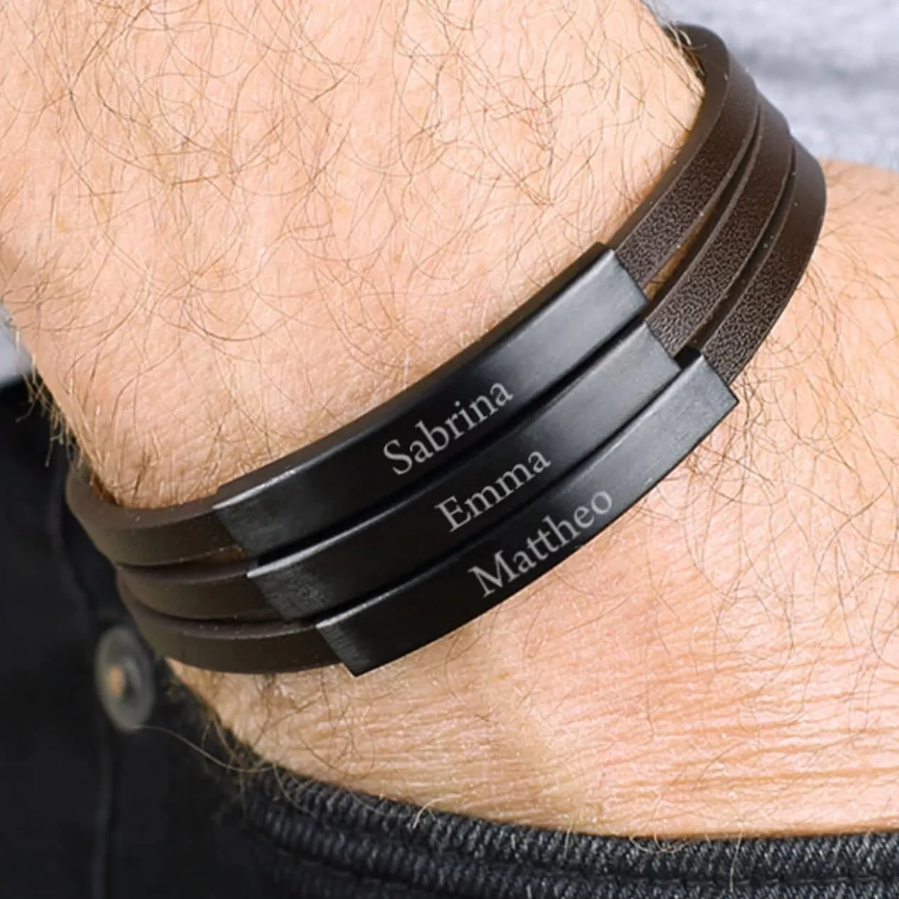 Graviertes Männer Armband mit 3 Wunschtexten