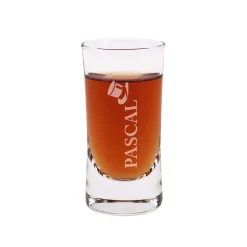 Graviertes Schnapsglas für Männer mit Name und Zylinderhut-Motiv