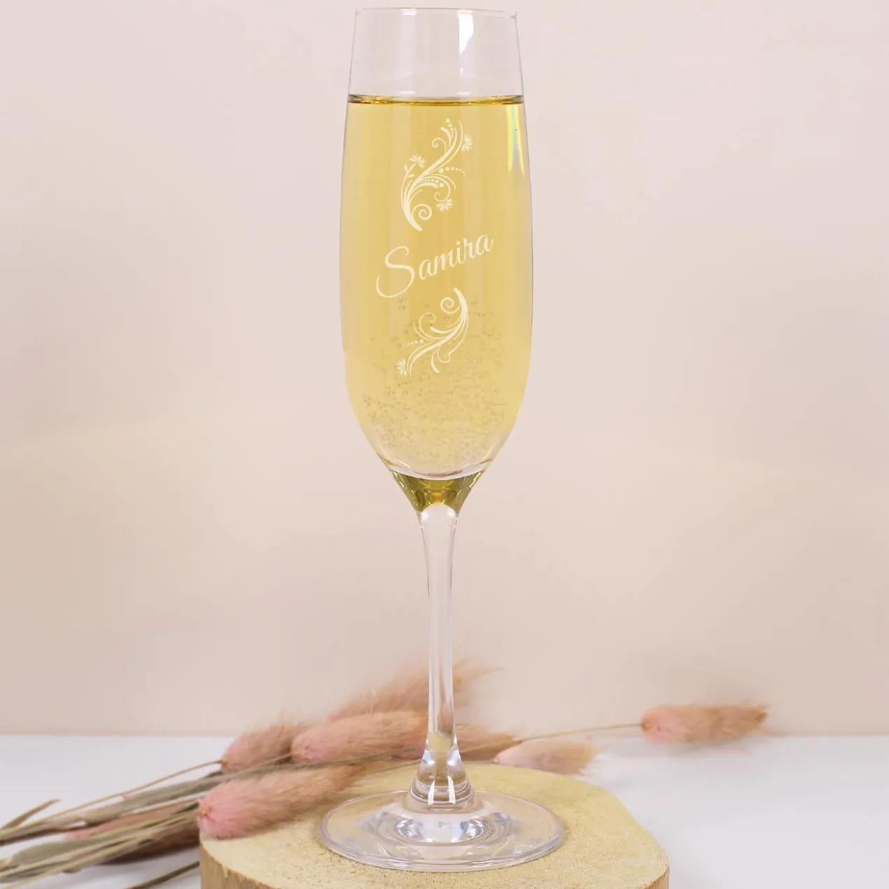 graviertes Sektglas Limited mit Wunschname