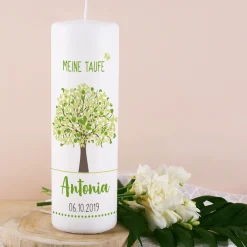 Grüne Lebensbaum Taufkerze mit Name, Datum und Taufspruch