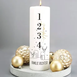 Große Adventskerze mit Zahlen, Rentieren und Wunschtext bedruckt