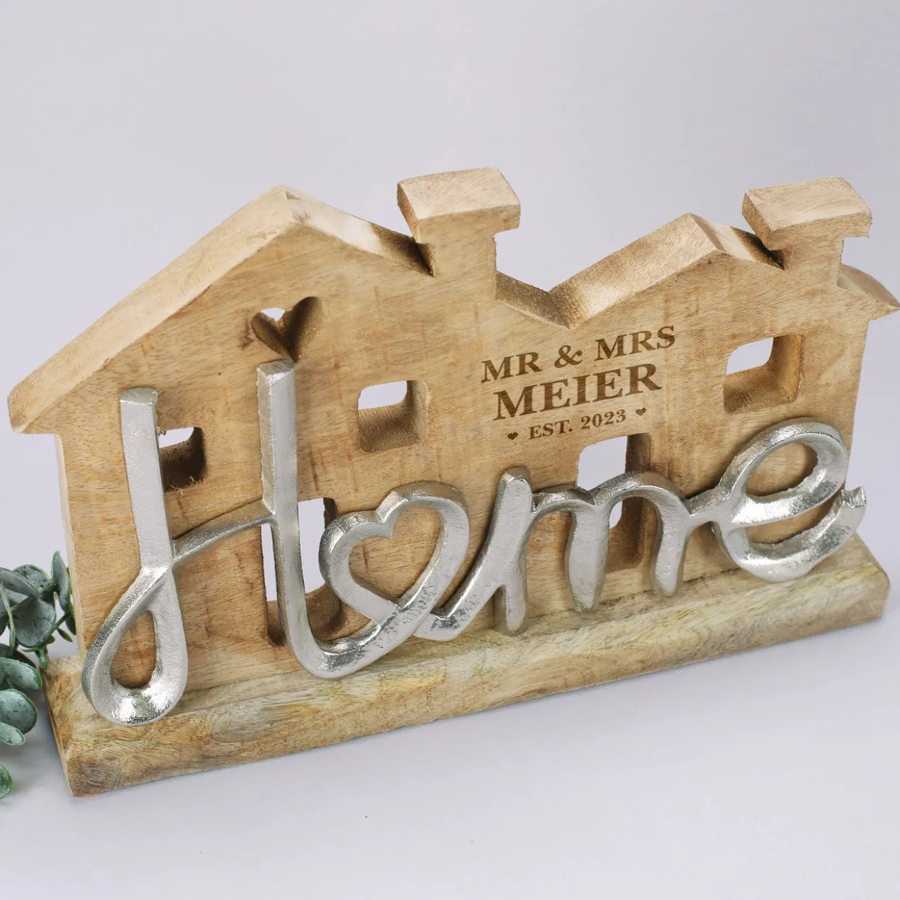 Große Holzskulptur - Home - als Hochzeitsgeschenk mit Gravur