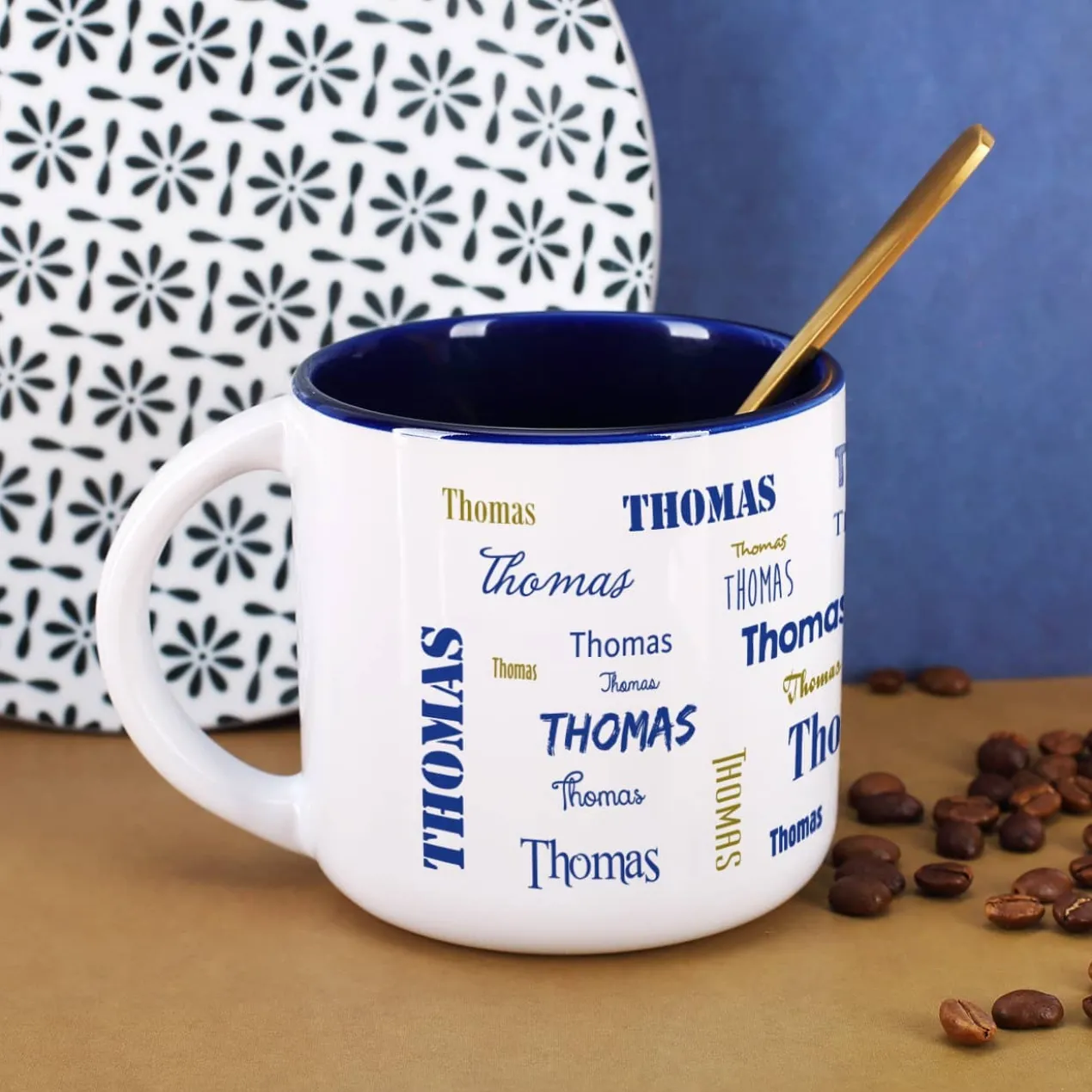 Großer Kaffeepott mit Ihrem Namen in verschiedenen Schriftarten