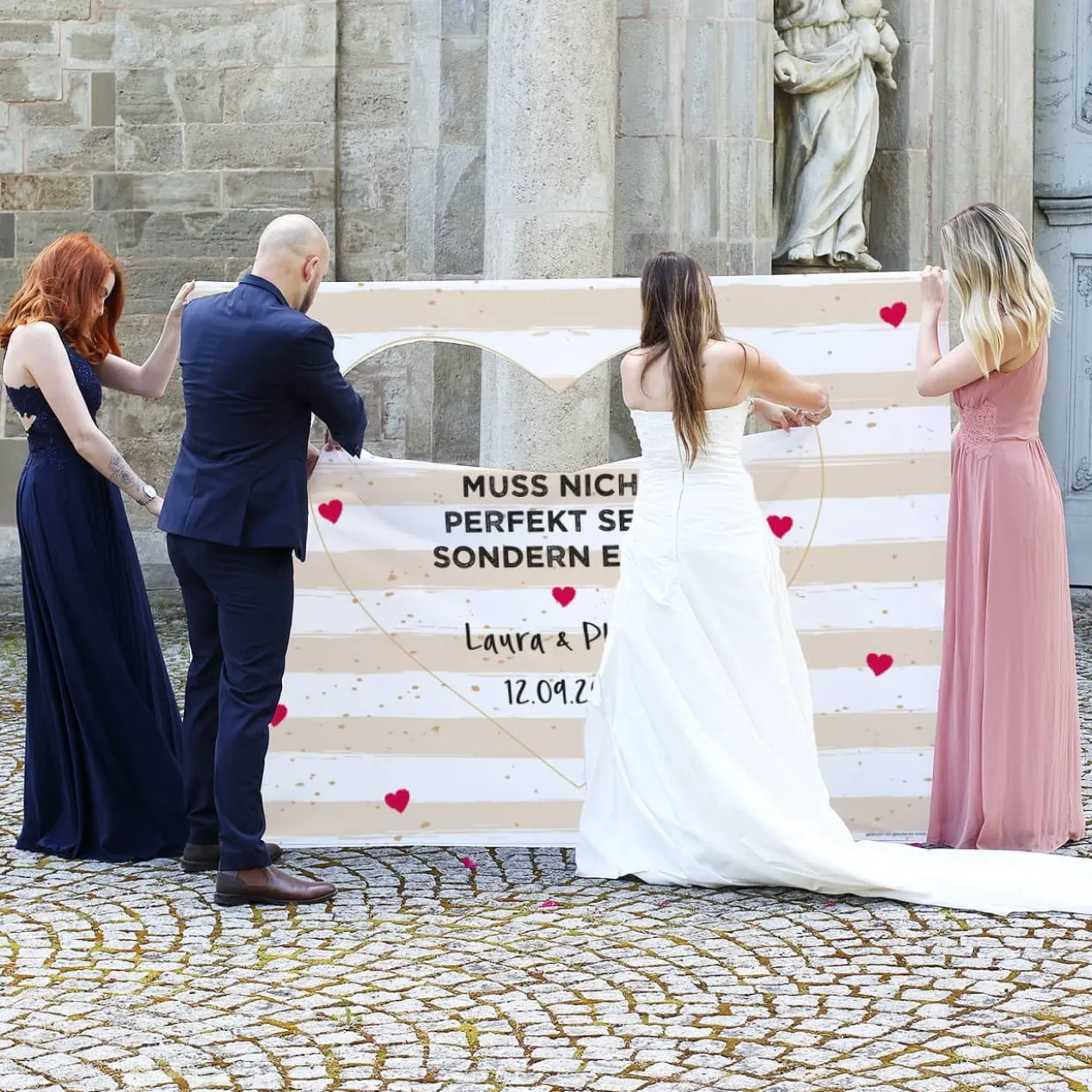 Großes Herzbanner zum Ausschneiden - Liebe muss echt sein