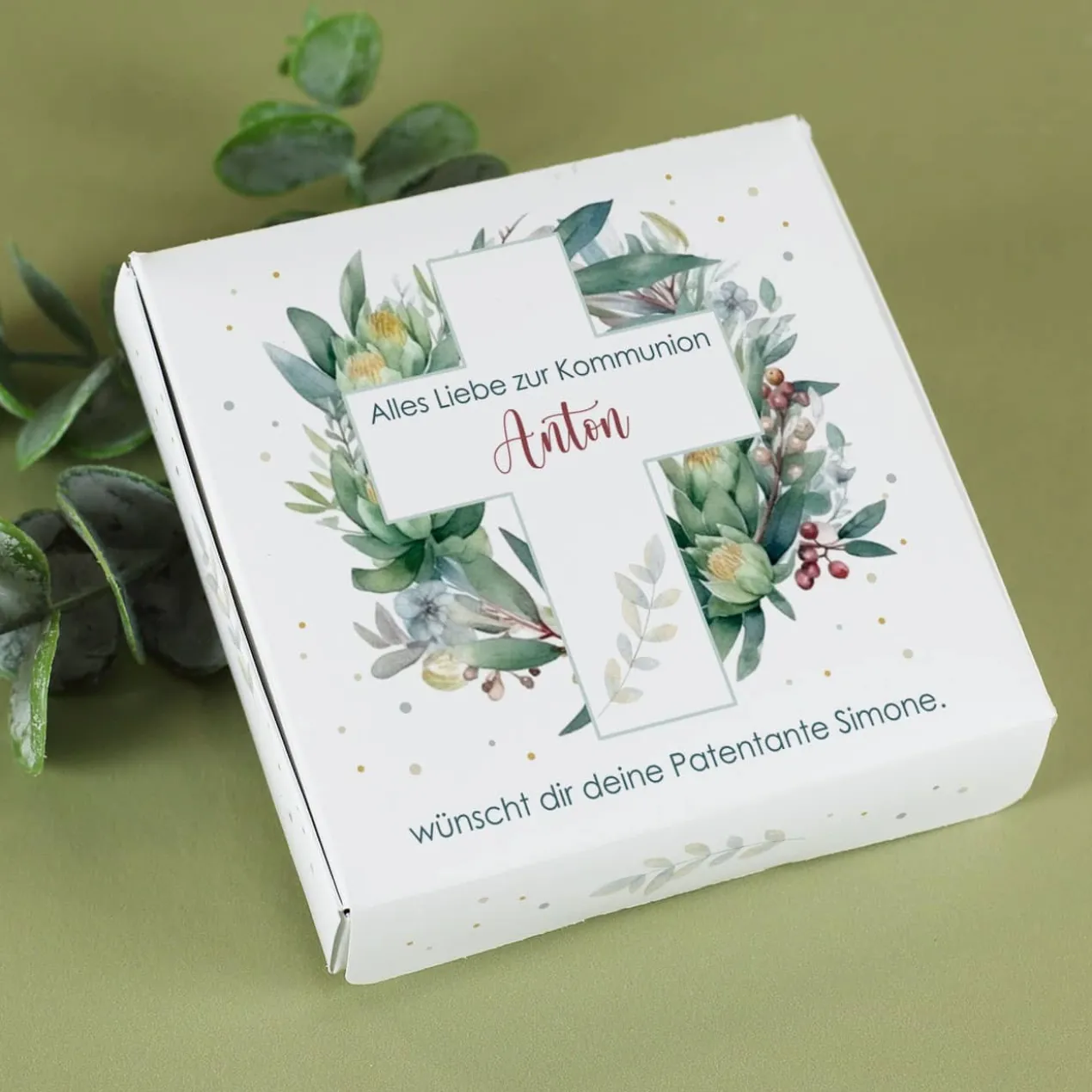 Halskette mit Kreuz Anhänger in Geschenkbox mit Name und Wunschtext