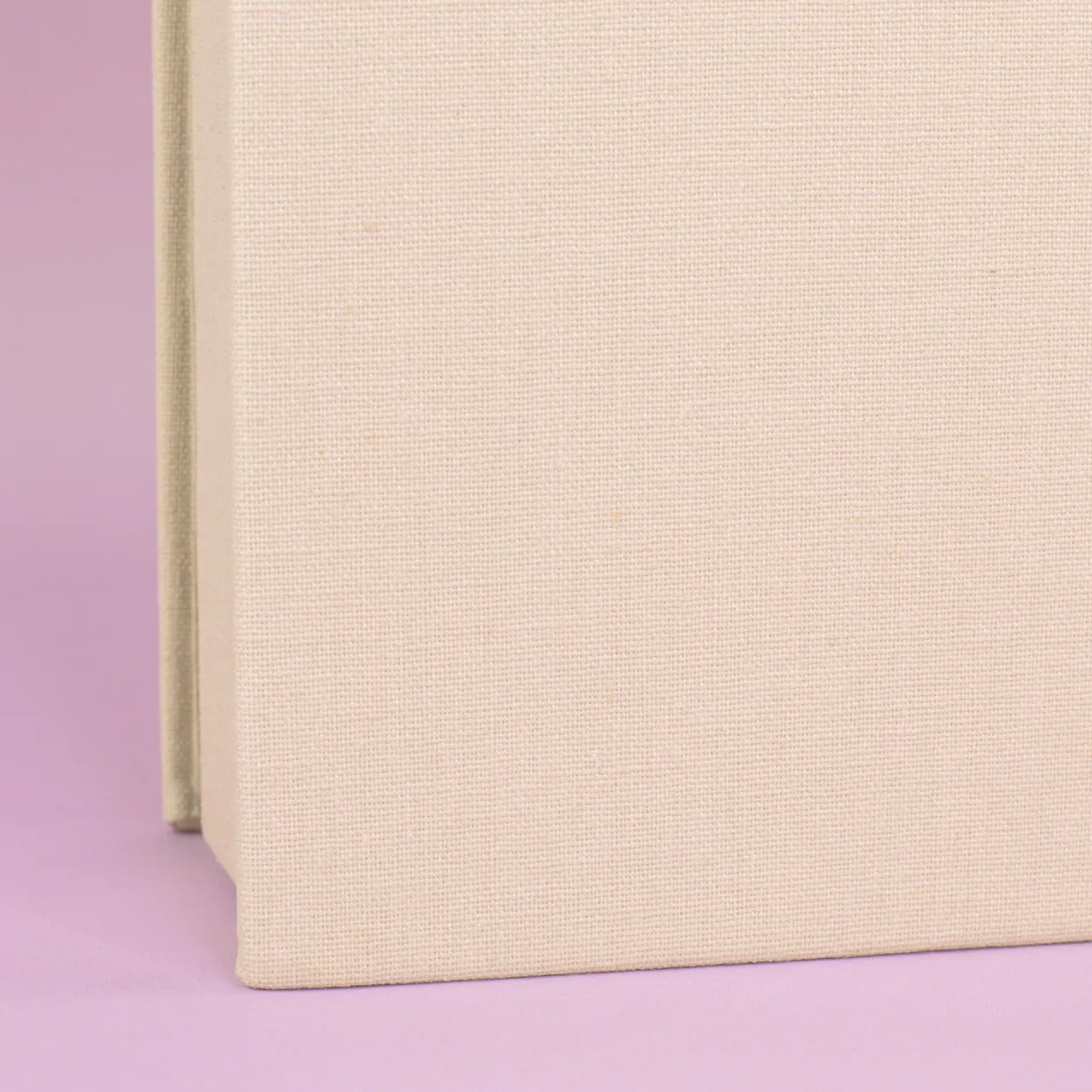 Handgefertigte Erinnerungsbox zur Hochzeit | Personalisierte Fotobox in Buch Form mit Eukalyptus Kranz
