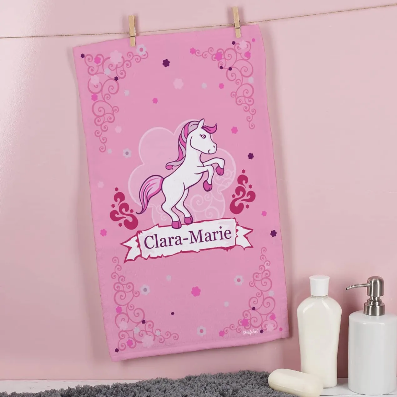 Handtuch mit Pink Pony und Name in zwei Größen