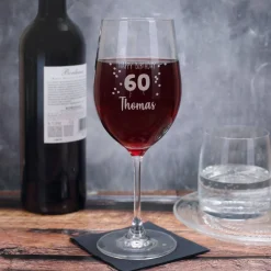 Happy Birthday 60 - Weinglas zum 60. Geburtstag mit Name graviert
