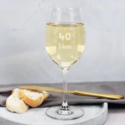 Happy Birthday 40 - Weinglas zum 40. Geburtstag mit Namensgravur
