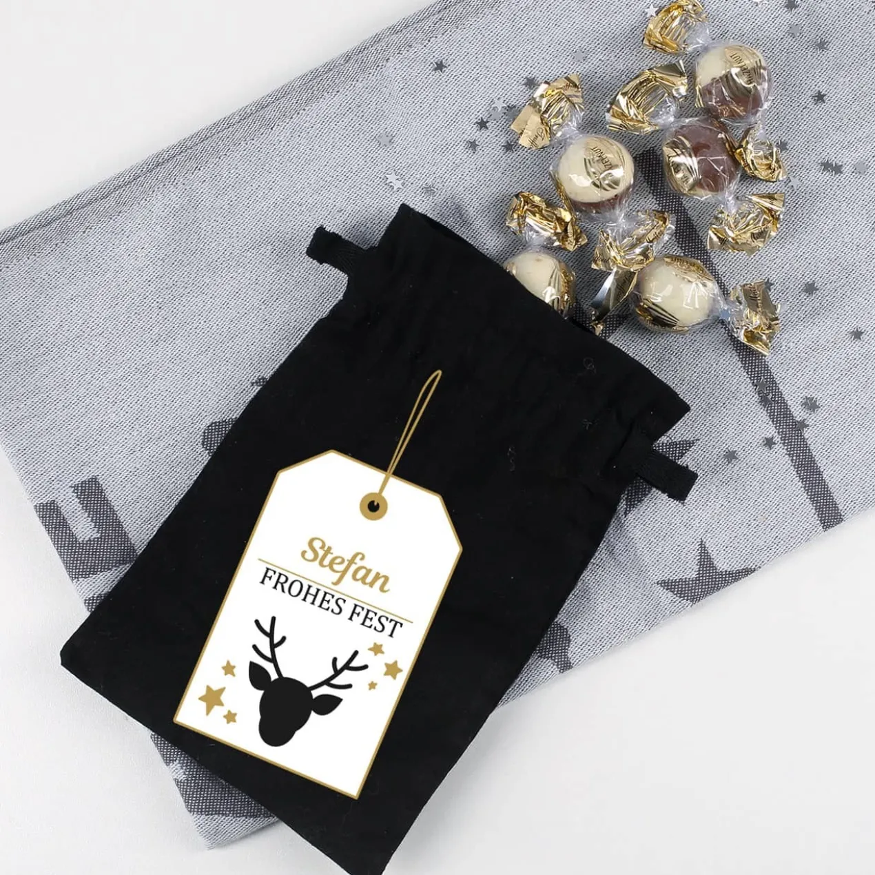 Haselnuss Pralinen mit Geschenksäckchen - Frohes Fest