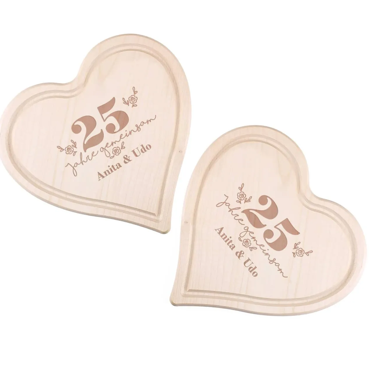 2 Herzbrettchen zum Hochzeitstag mit Ihren Wunschnamen graviert