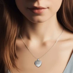 Herzkette mit Gravur in Geschenkbox - Scheiß auf Valentinstag ich liebe dich jeden Tag