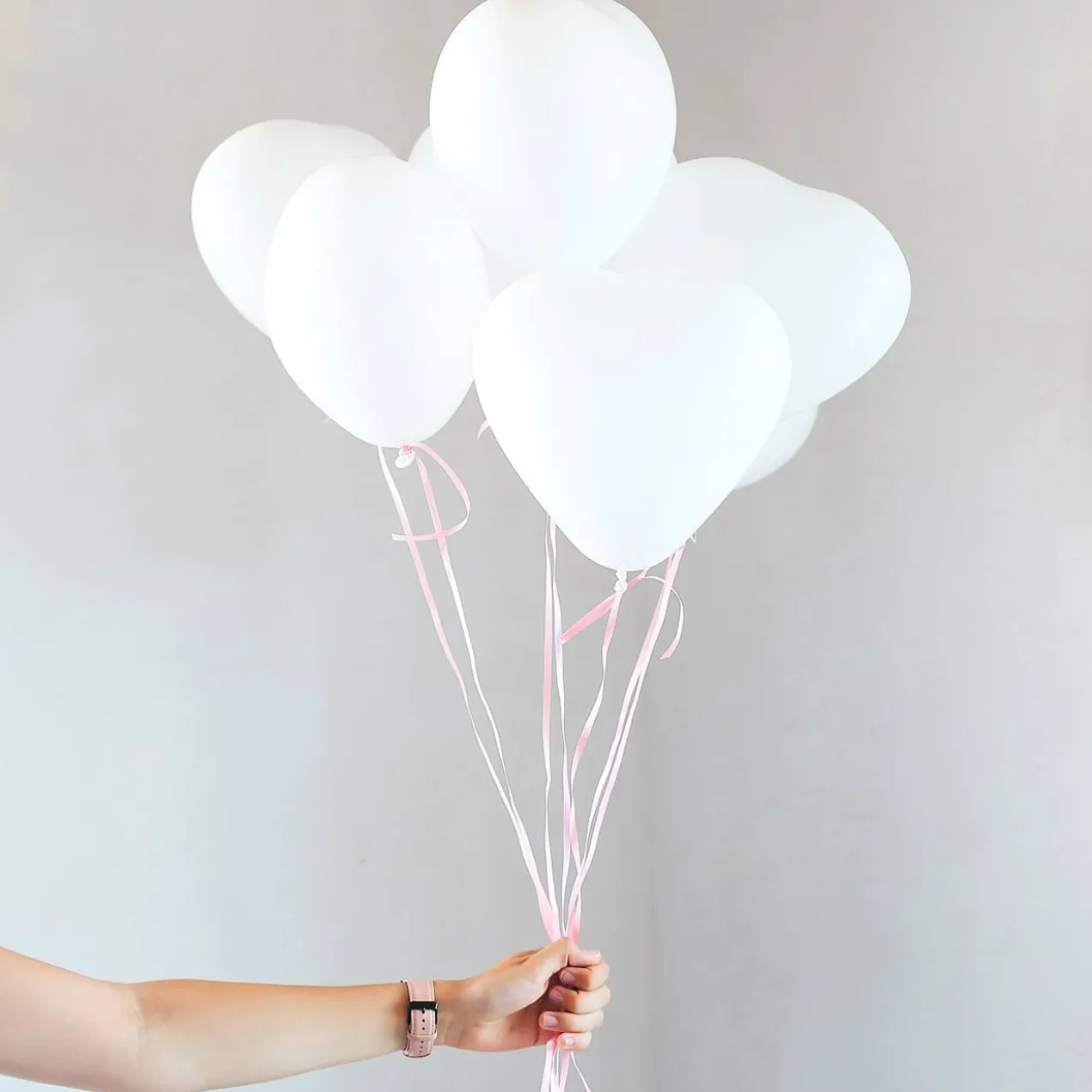 8 Herz-Luftballons in weiß