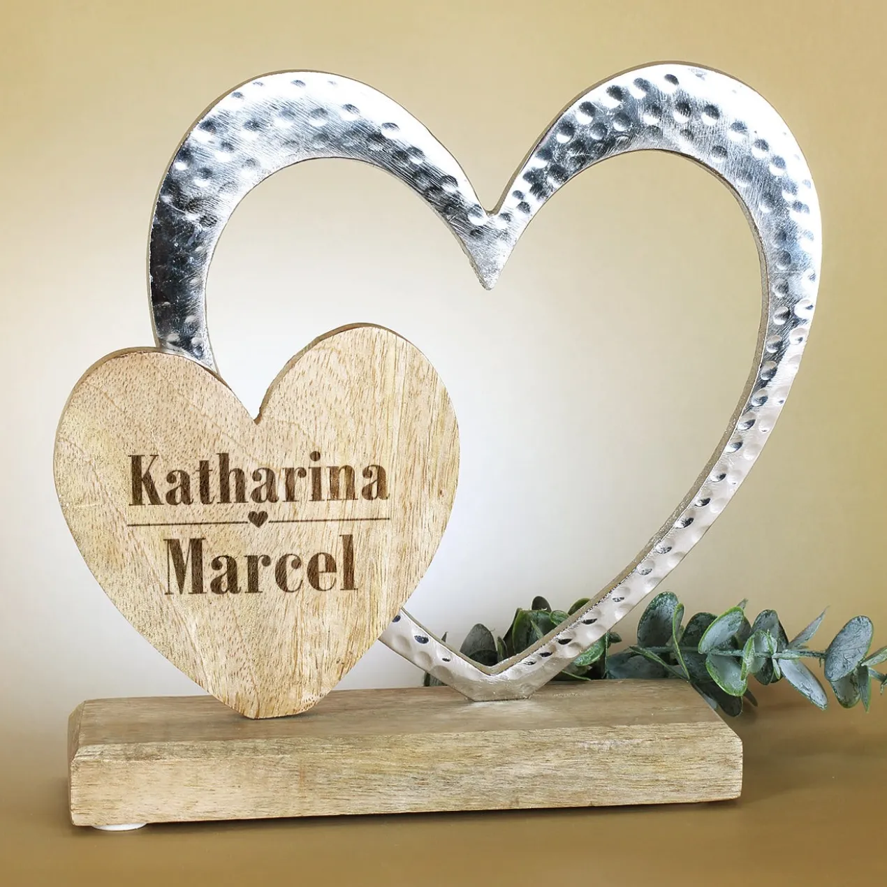 Herzskulptur zur Hochzeit mit Ihrer Personalisierung