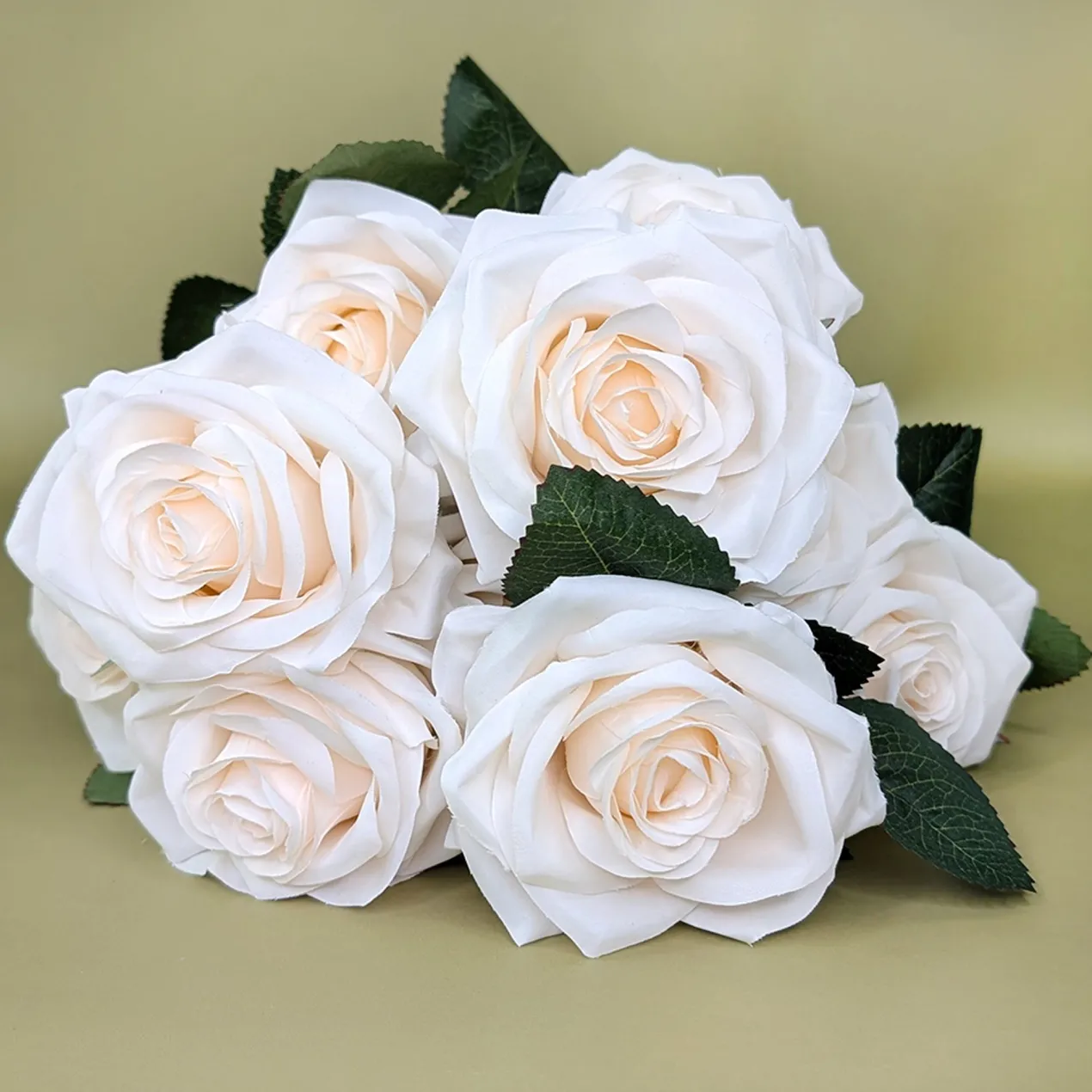 Hochwertiger Kunstblumenstrauß Rosen – Rosa Dijon | Cremeweiß | 10 Seidenblumen | 42 cm