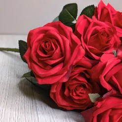 Hochwertiger Kunstblumenstrauß Rosen – Rosa Dijon | Rot | 10 Seidenblumen | 42 cm