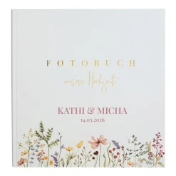 Hochwertiges Hochzeitsalbum mit Prägung, personalisiert mit Namen und Datum | Fotobuch m. Wildblumen