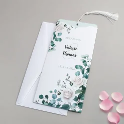 Hochzeitseinladung mit Rosenmotiv - elegante Ziehkarte mit Quaste
