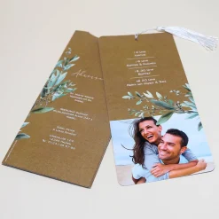 Hochzeitseinladung Ziehkarte in Kraftpapier-Optik mit Olivenzweigen & Quaste