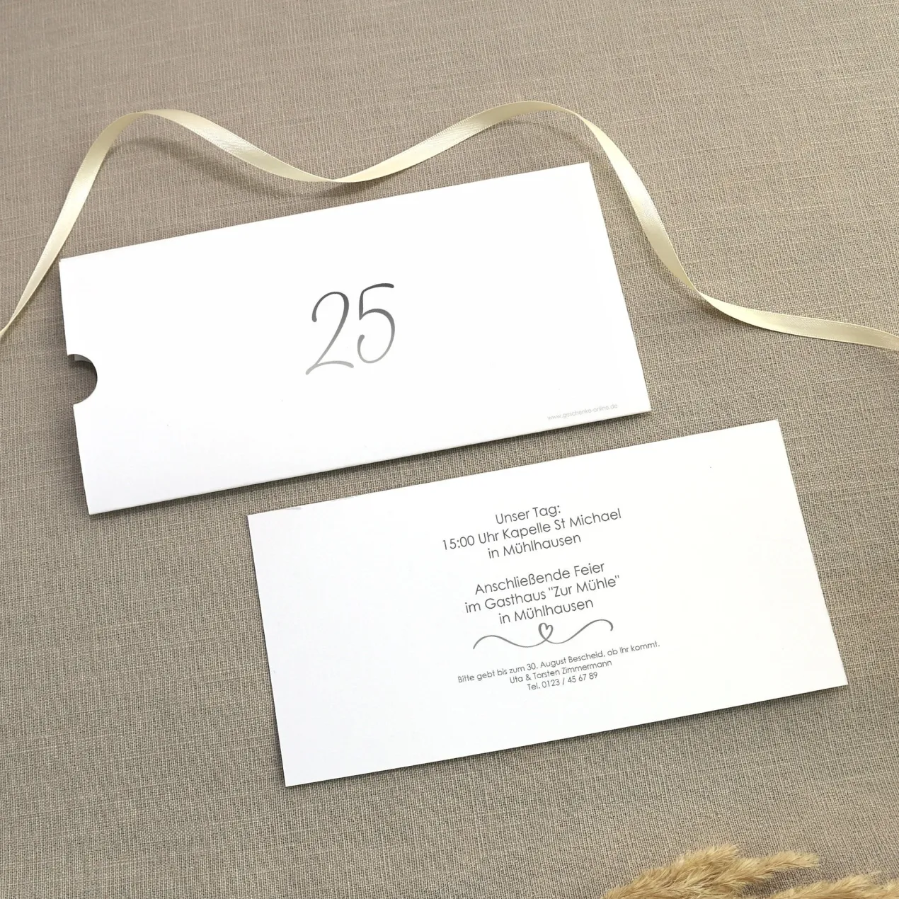 Hochzeitseinladung - Ziehkarte mit zwei Fotos zur Silberhochzeit mit Wunschdaten