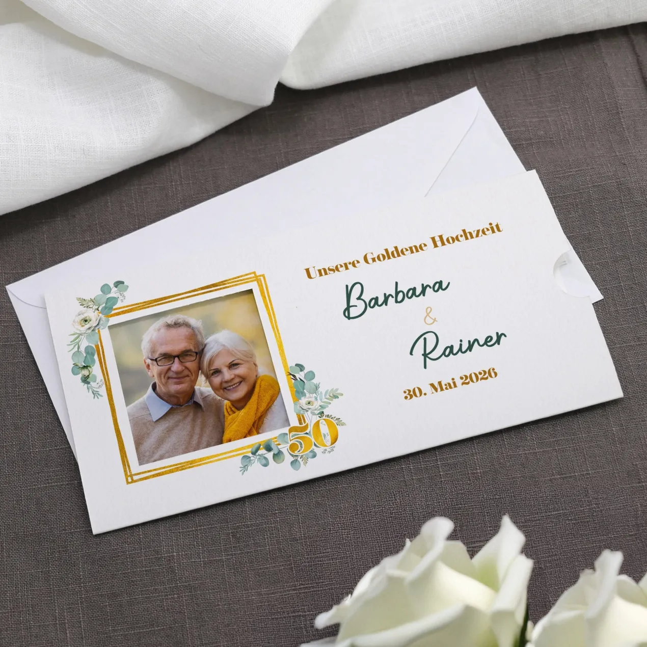Hochzeitseinladung - Ziehkarte mit zwei Fotos zur Goldhochzeit mit Wunschdaten
