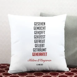Hochzeitsgeschenk - Kissen mit kurzer Lovestory, Namen und Datum