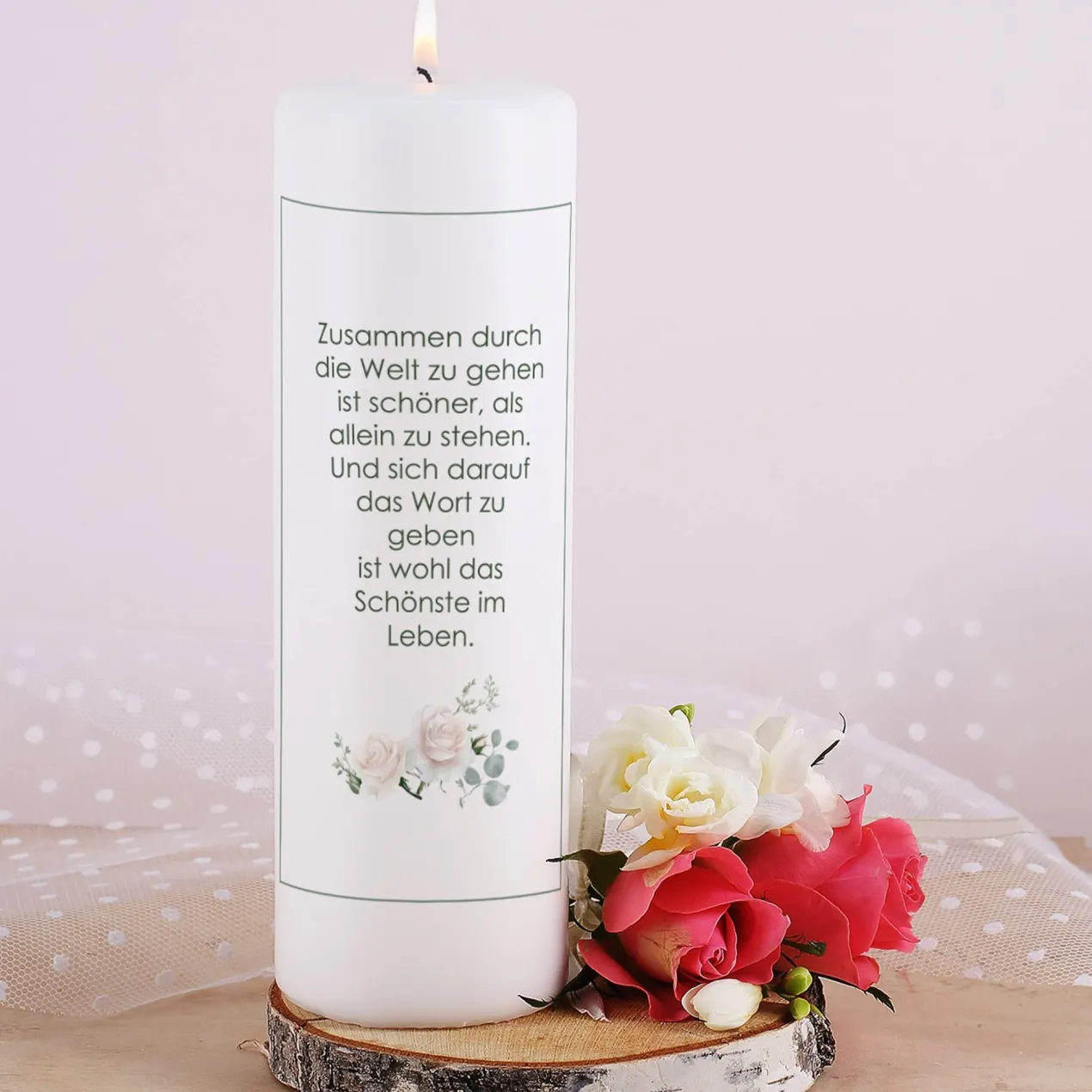 Hochzeitskerze mit Rosenmotiv und Personalisierung
