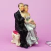 Hochzeitspaar Braut & Bräutigam mit Fliege zur Silberhochzeit | Hochzeitstorten Topper & Dekofigur
