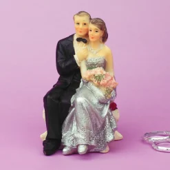 Hochzeitspaar Braut & Bräutigam mit Fliege zur Silberhochzeit | Hochzeitstorten Topper & Dekofigur