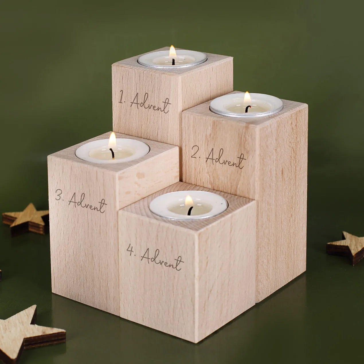 Holz-Adventskranz aus vier Teelichthaltern mit Gravur
