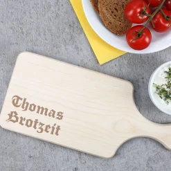 Holzbrett mit Gravur Brotzeit und Vorname