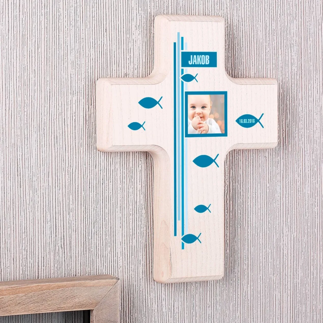 Holzkreuz zur Taufe für Jungen bedruckt mit Foto, Name und Datum