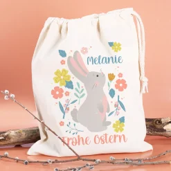 Individueller Osterbeutel mit niedlichem Hasen, Blumen & Wunschname