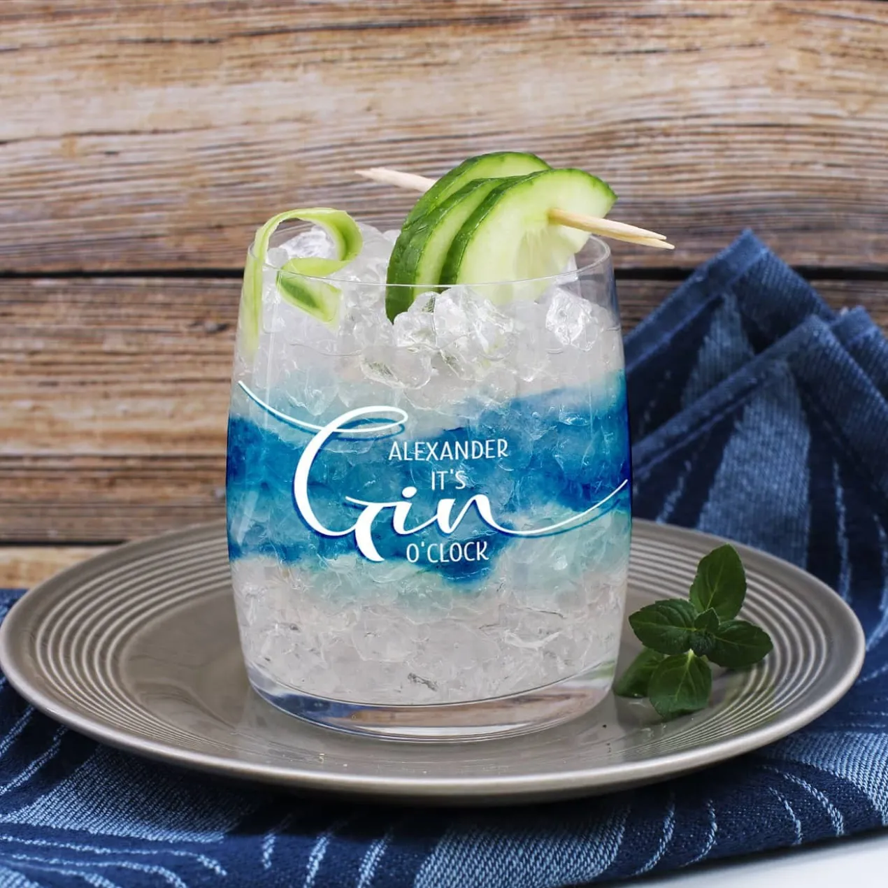 It`s gin o´clock Glas mit Name und Watercolour umlaufend bedruckt